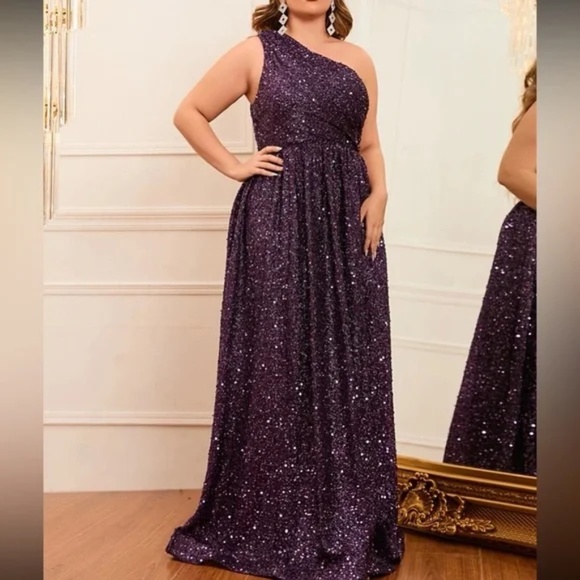 Plus Sequin One Shoulder A-line party Formal Party Wedding Dress - Picture 3 of 14